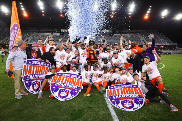 规赛的激战 规赛的激战