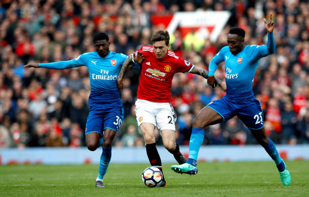 诉年轻运动 诉年轻运动